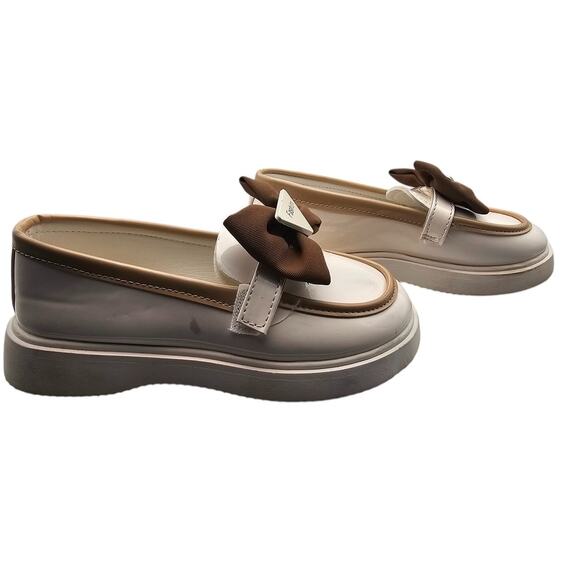 Fashion Brand Girls Loafers – Size EU 33 / US 1 – Cream with Brown Bow - Picture 3 of 6